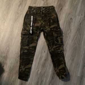 Brand: FashionNova   Size:Large  Color: Green/Brown (Camo)